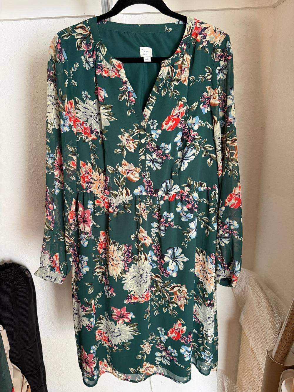 a new day Green Floral Long-Sleeve V-Neck Shift Dress